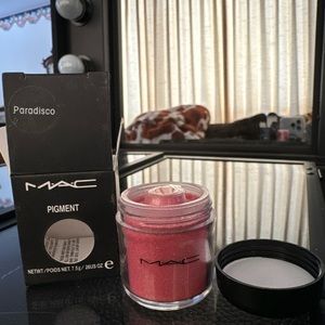 NEW MAC PIGMENT EYESHADOW